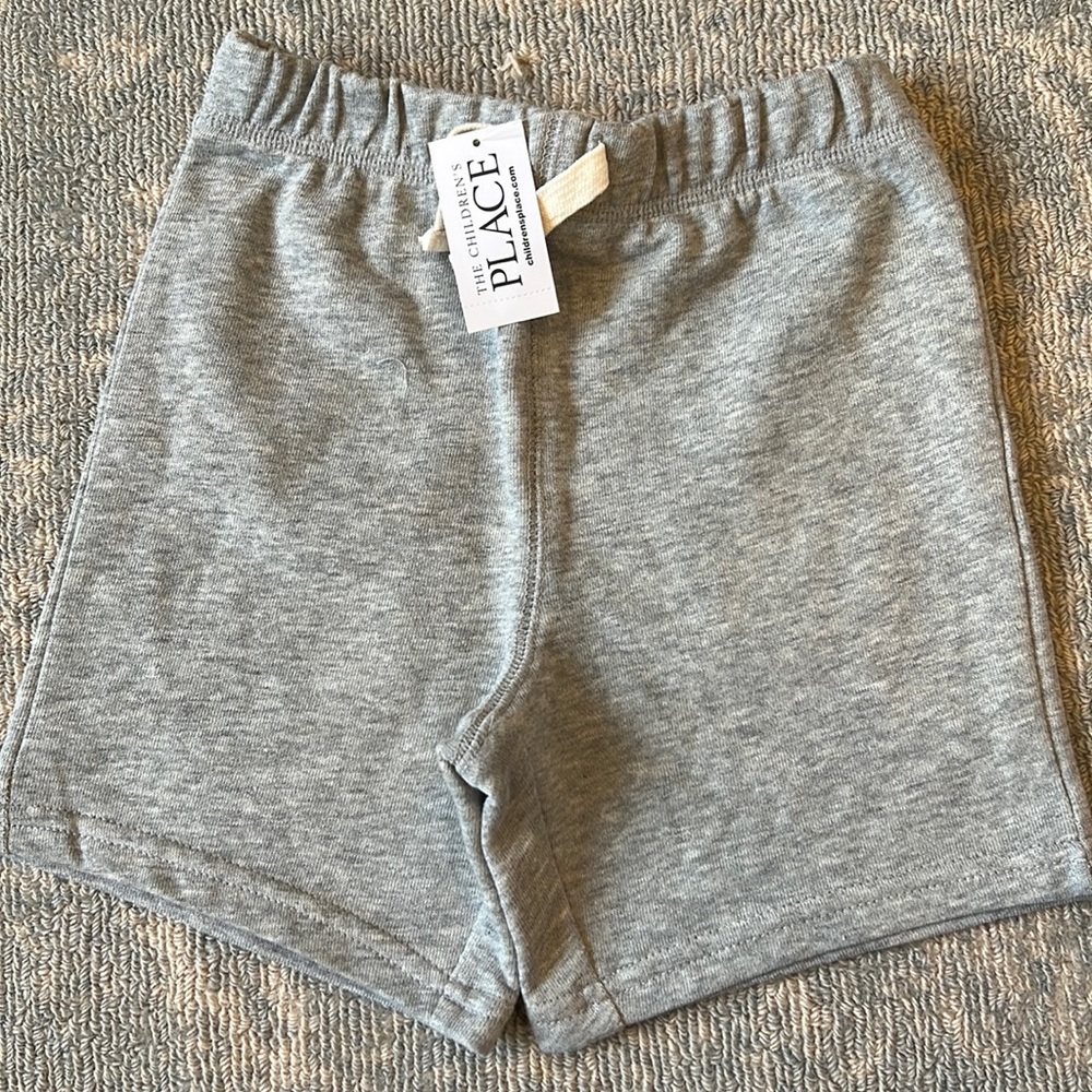 The Children’s Place - gray, cotton shorts. Size: 3T
